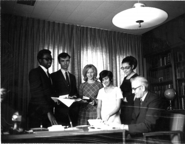 [Andrews University students at Sabbath School]