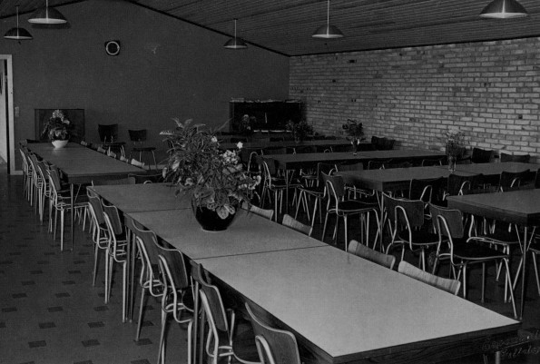 [Dining room of youth camp in Kikhaven, Denmark]
