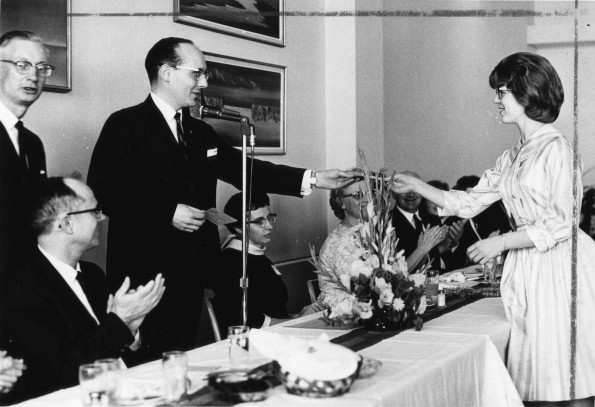 [An Andrews University alumna receives a graduate work scholarship]