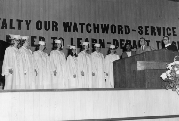 [Foreign missionary student graduates]