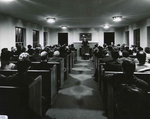 W. Shadel addresses at Andrews University alumni Pudget Sound Chapter