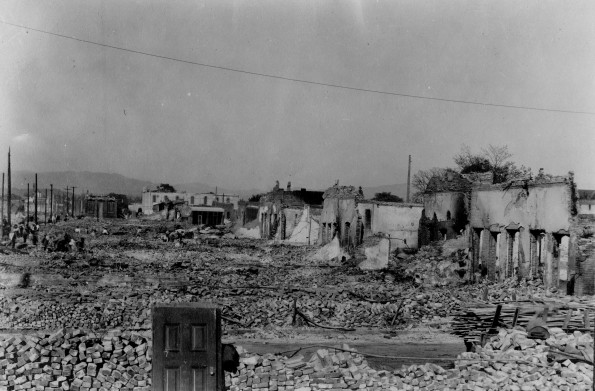 [Picture of Santa Rosa looking east from hotel Saint Rose showing the devastation wrought by the San Francisco earthquake of 1906]