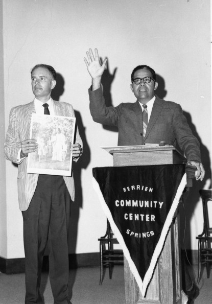 [Reaching the migrant Mexican population]