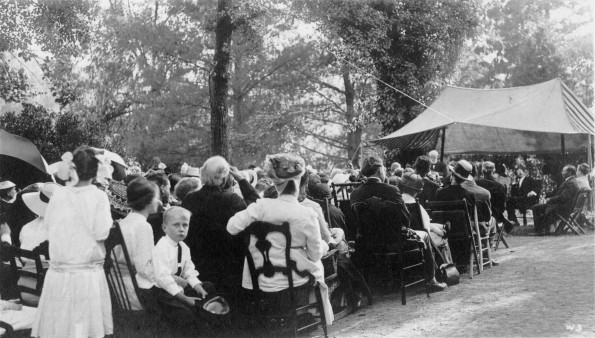 [Ellen G. White's California memorial service]