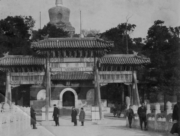 Chinese Buddhist temple entrance