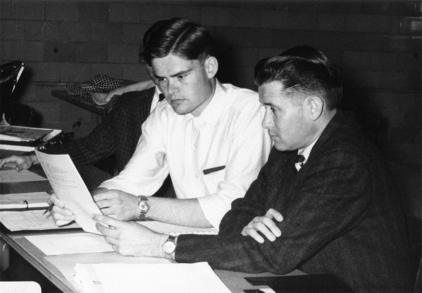 [Gordon Paxton with student senate]