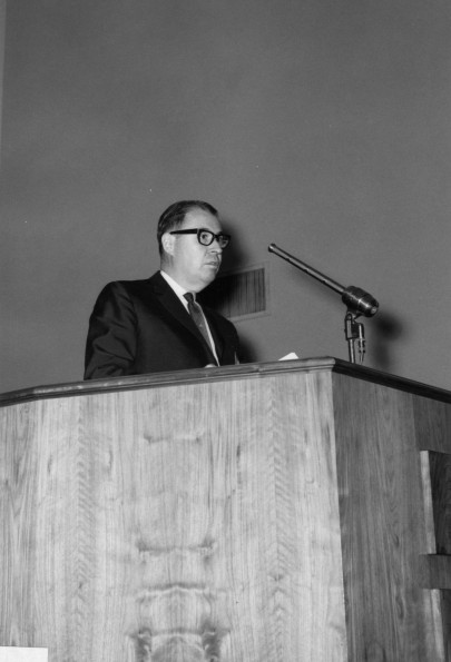 Andrews University Homecoming speaker James S. Barclay