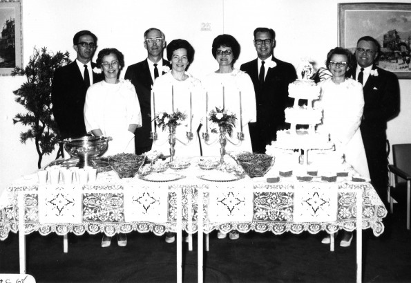 Andrews University alumni celebrate 25th wedding anniversaries together