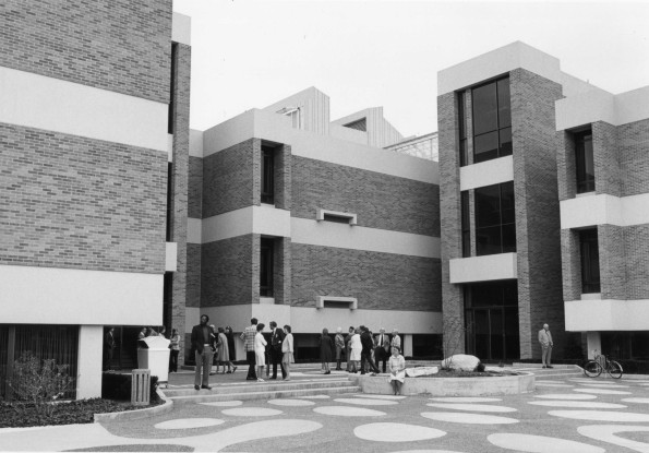 [Alumni touring Andrews University's science building]