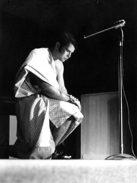 [Gary Hill in  Jesus Christ Superstar ]