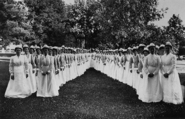 Battle Creek Sanitarium female staff