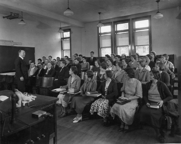 [A Diet Study Group at Emmanuel Missionary College]