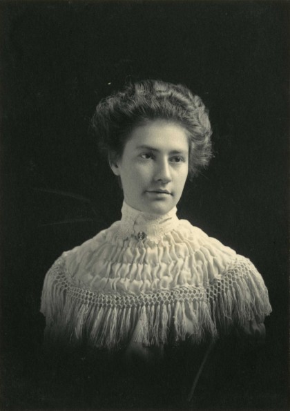 [Unknown woman]