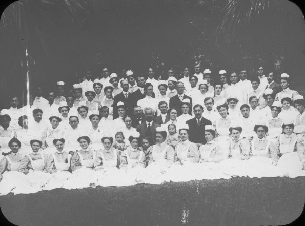 [St. Helena Sanitarium students and staff, unknown year]