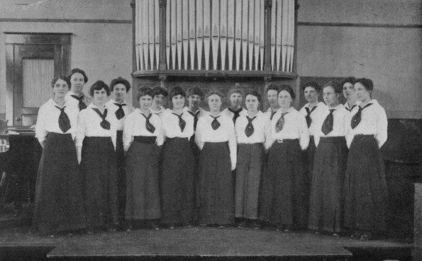 [Emmanuel Missionary College Ladies' Chorus]