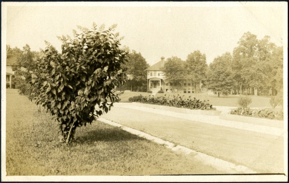 Buildings on the campus of Washington Missionary College