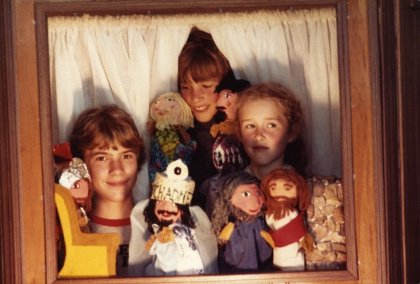 A puppet show at the Pathfinder Education Fair in Little Rock, AR