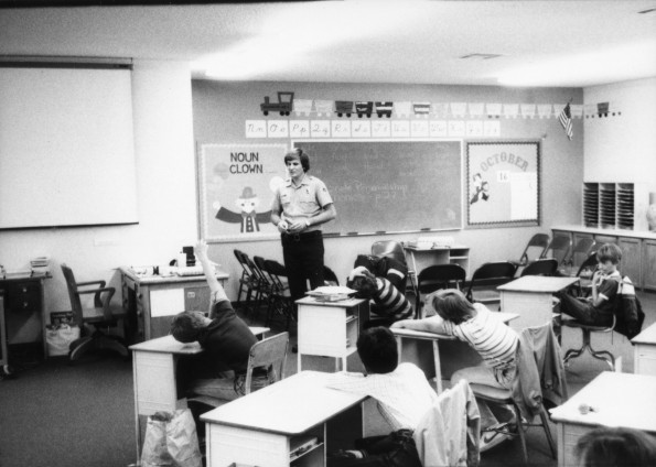 Forest Ranger Irgun, a guest presenter, at Ozark Elementary School in Gentry, AR