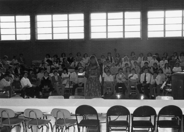 Susan Linden speaking at the Arkansas-Louisiana Conference Elementary School Music Festival in Little Rock, AR