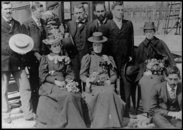 Pitcairn missionaries before the fifth voyage in 1896