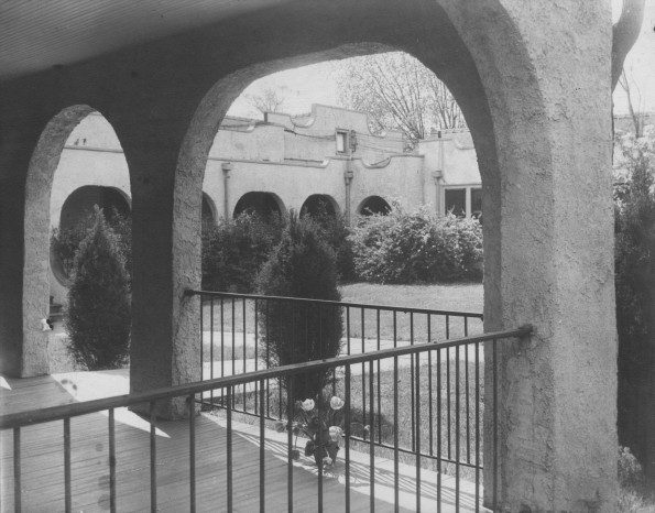 [A view of the Madison Rural Sanitarium and Hospital]