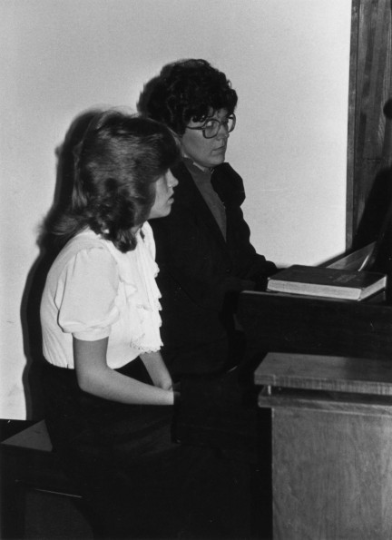 Shawna Moses and Irene Herr at the piano at the Arkansas-Louisiana Conference Elementary School Music Festival in Little Rock, AR