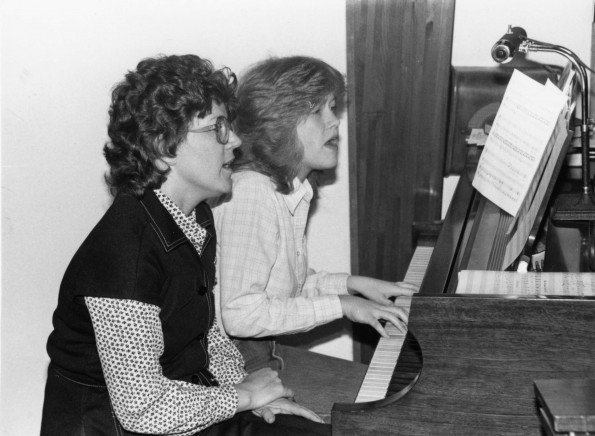 Irene Herr and Shawna Moses at the piano at the Arkansas-Louisiana Conference Elementary School Music Festival in Little Rock, AR